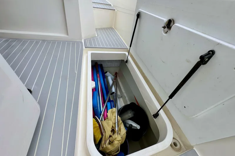 Slide: The Image of Azimut Verve 40 2013 - 88