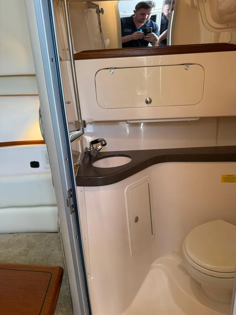 Slide: The Image of Grady-White Express 330 2007 - 80