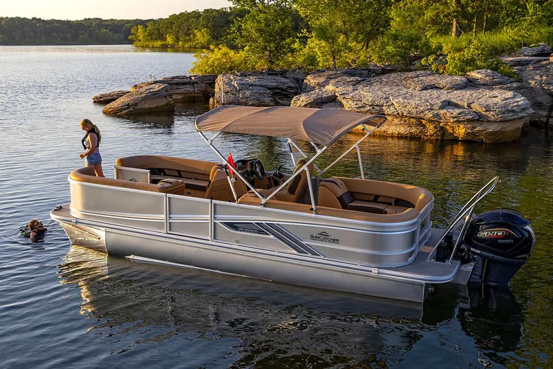 The Image of SunCatcher Fusion 324RCX 2025 - undefined