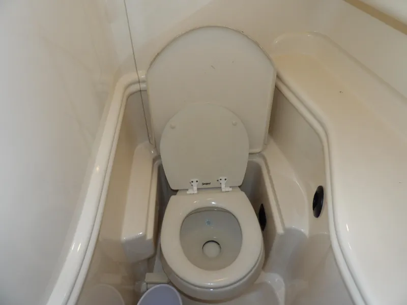 Slide: The Image of Sea Ray Sundancer 320 2004 - 53