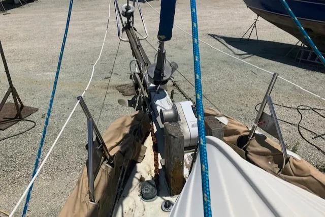 Slide: The Image of Two way windlass - 6