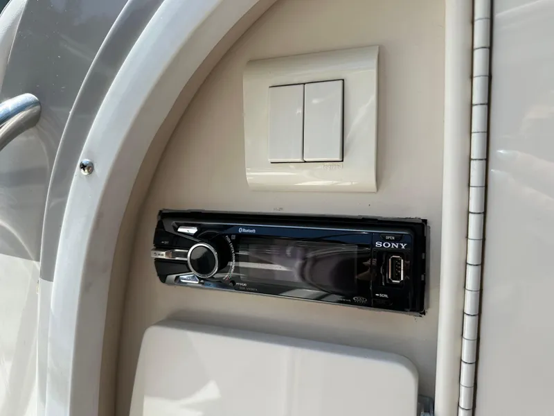 Slide: The Image of Sony stereo system in a 2000 Formula 330 SS boat interior. - 46