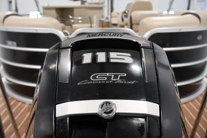 Slide: The Image of Mercury 115 Command Thrust engine on 2016 Berkshire 23E STS boat. - 44