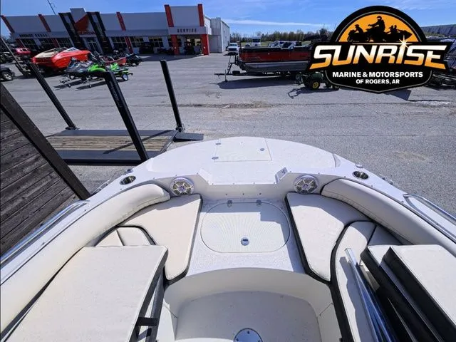 Slide: The Image of Stingray 192 SC 2023 - 10