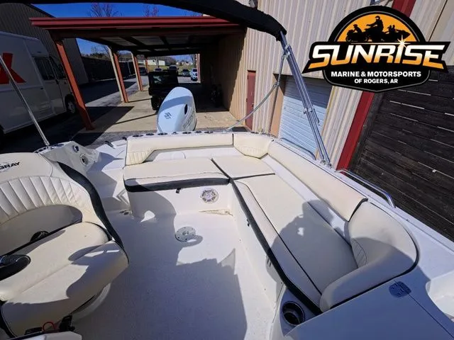 Slide: The Image of Stingray 192 SC 2023 - 8