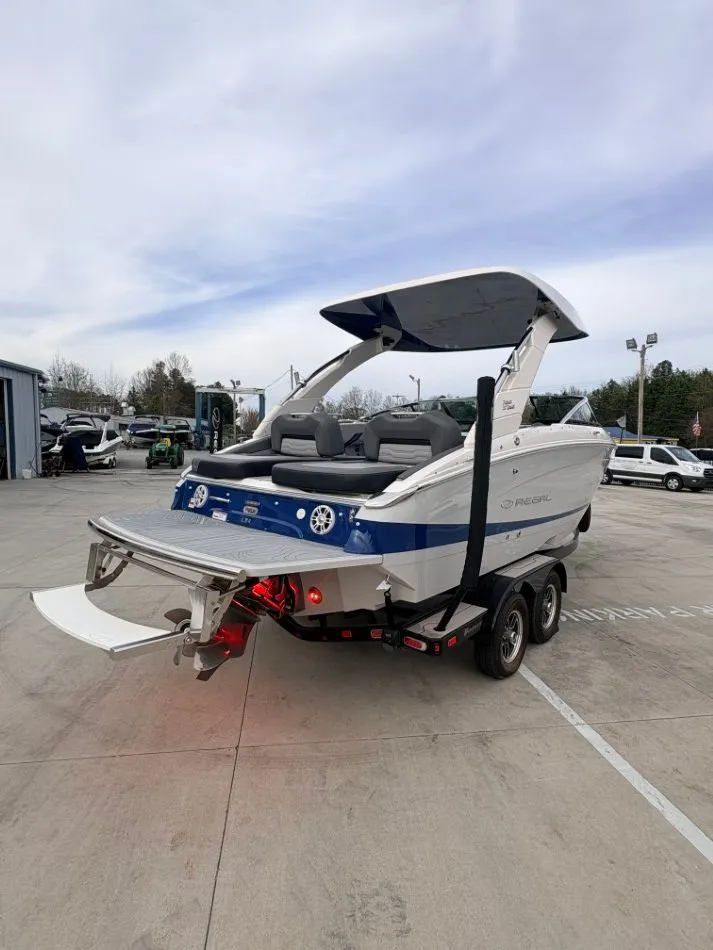 Slide: The Image of Regal LS4 Ultimate 2024 - 10