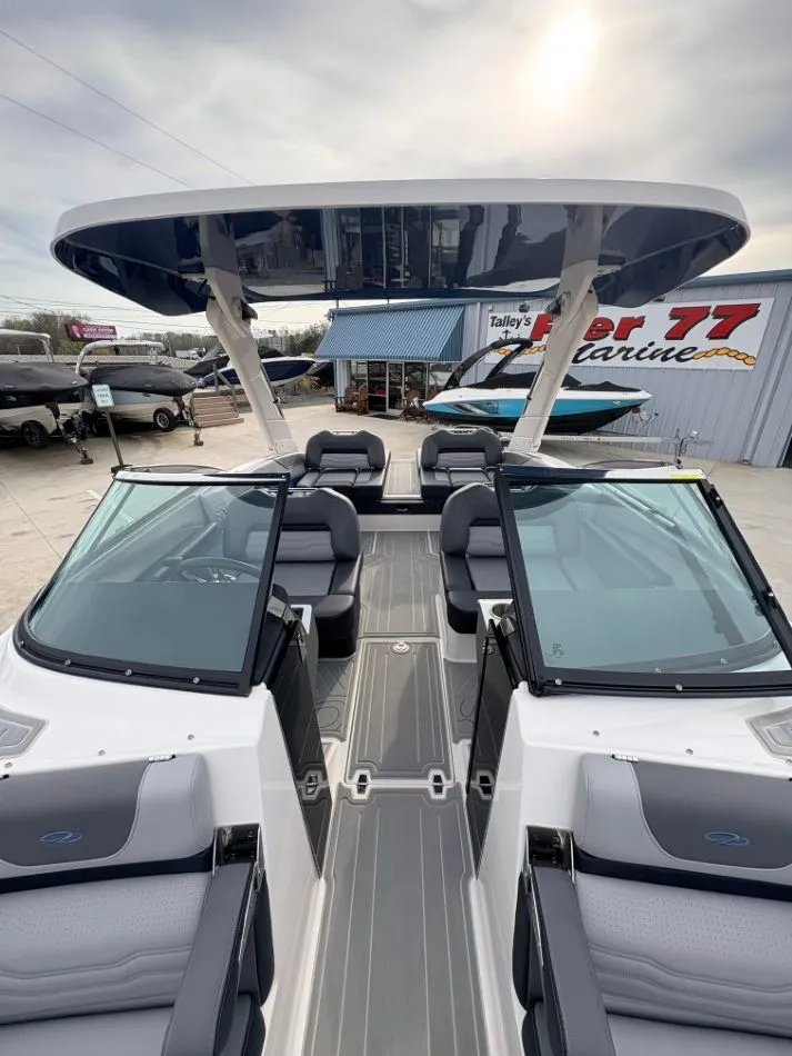 Slide: The Image of Regal LS4 Ultimate 2024 - 23