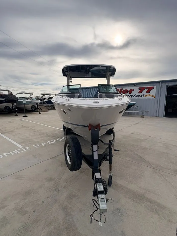 Slide: The Image of Regal LS4 Ultimate 2024 - 9