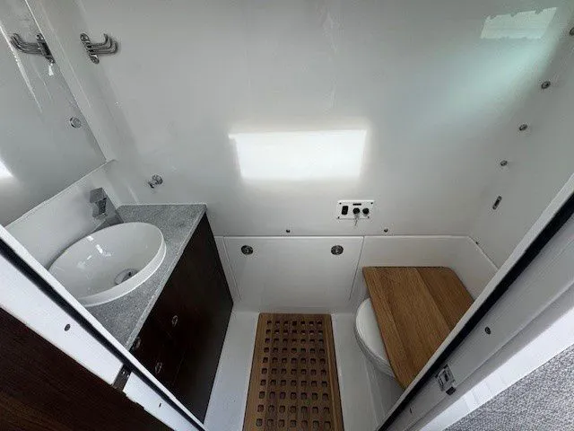 Slide: The Image of Everglades 395 Center Console 2026 - 11