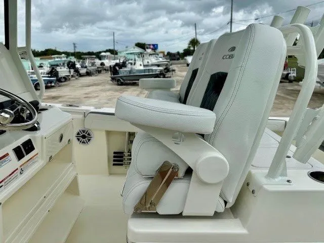 Slide: The Image of Cobia 265 Center Console 2025 - 15