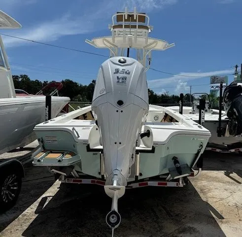 Slide: The Image of Pathfinder 2600 HPS 2025 boat with powerful outboard motor. - 18
