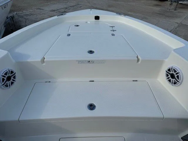 Slide: The Image of Pathfinder 2400 Open 2025 - 99