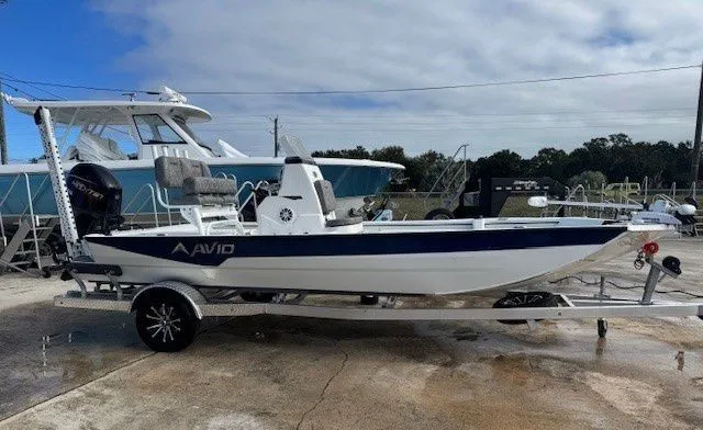 The Image of Avid 21 Recon ST 2026 - 1