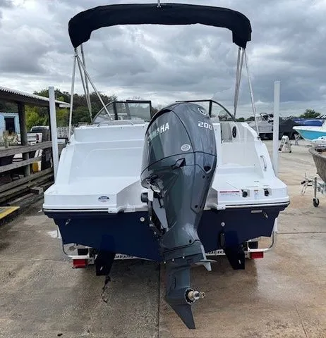 Slide: The Image of 2026 Hurricane SunDeck 235 OB with Yamaha outboard motor. - 20