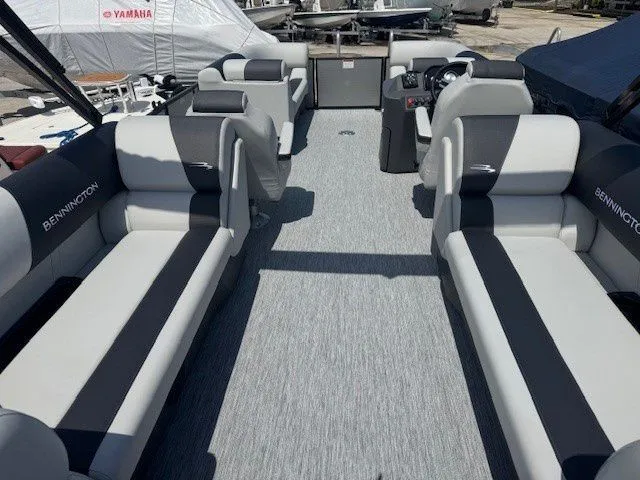 Slide: The Image of Interior of 2026 Bennington 22SSRSE pontoon boat. - 29