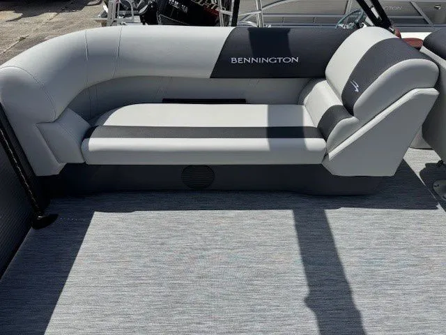 Slide: The Image of Bennington 22SSRSE 2026 pontoon boat seating in gray design. - 32