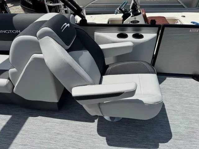 Slide: The Image of Luxurious seating in Bennington 22SSRSE pontoon boat, model 2026. - 33