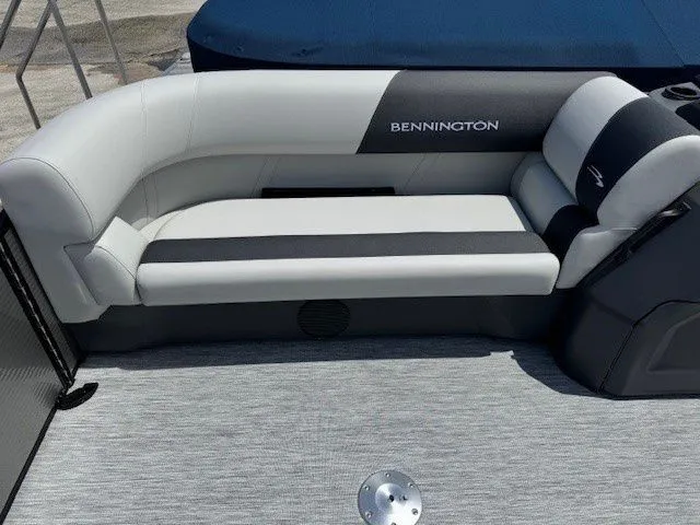 Slide: The Image of Bennington 22SSRSE 2026 boat seat with gray and black upholstery. - 39
