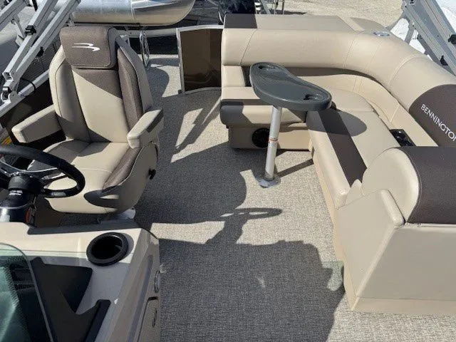 Slide: The Image of Bennington 21SL 2026 - 40