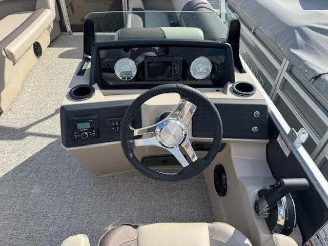 Slide: The Image of Bennington 21SL 2026 - 60