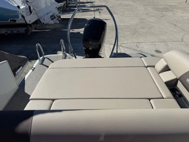 Slide: The Image of Bennington 21SSB 2026 - 4