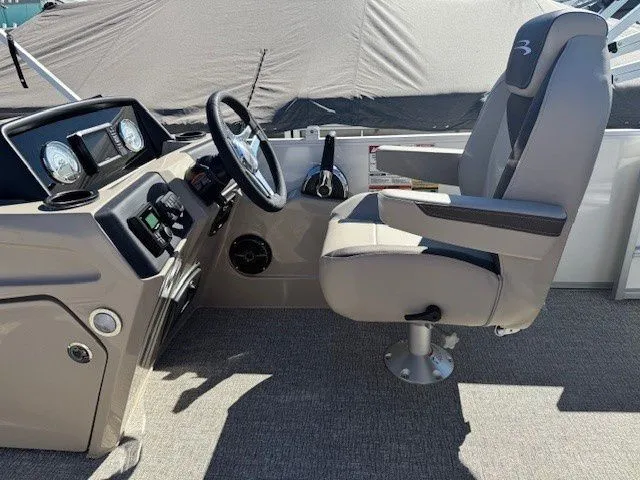 Slide: The Image of Bennington 21SSB 2026 - 45