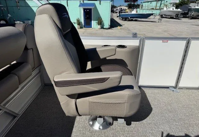 Slide: The Image of Bennington 21SSB 2026 - 8