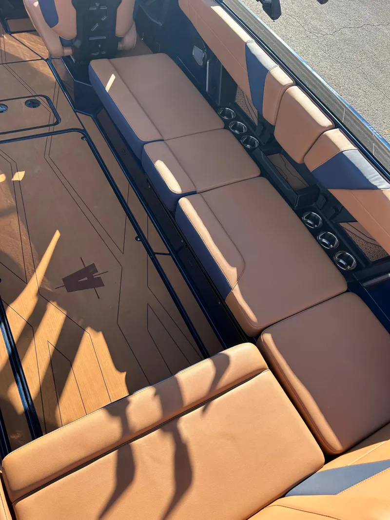 Slide: The Image of Axis T250 2026 - 6