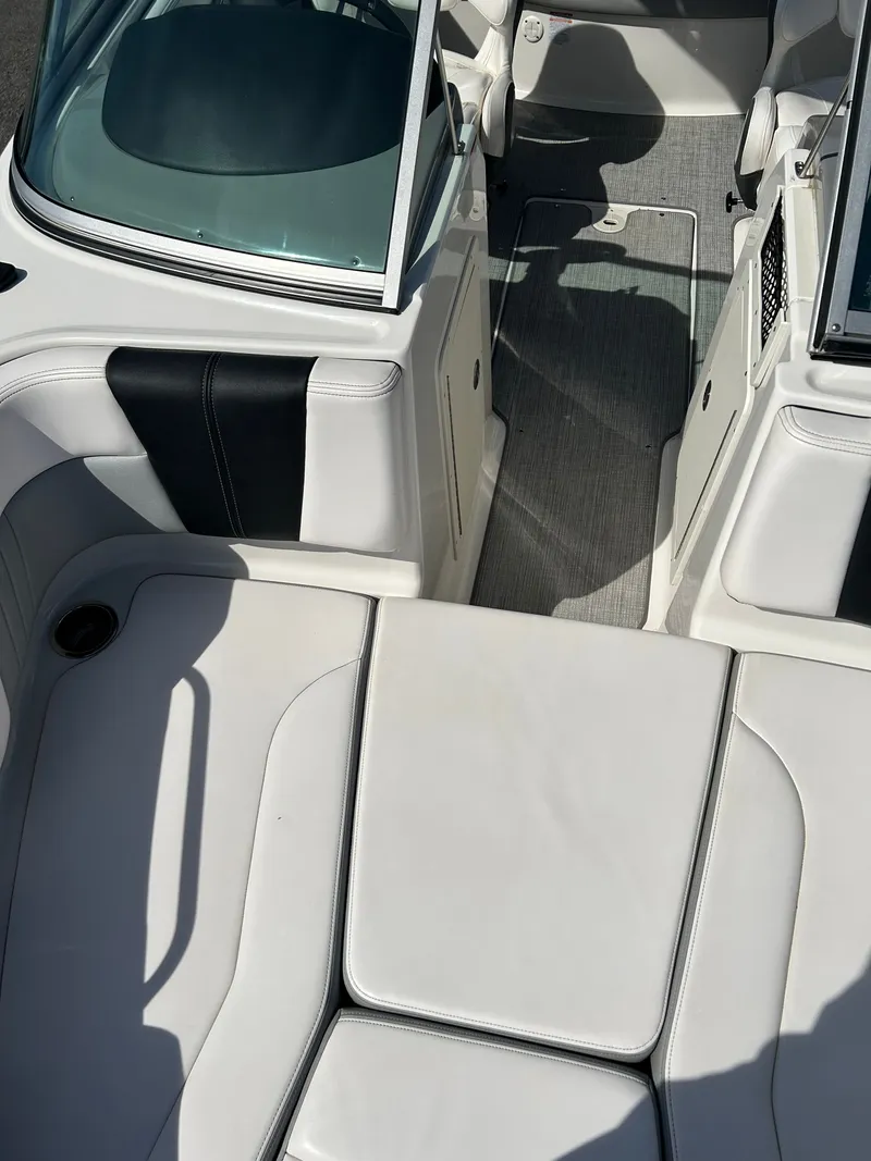 Slide: The Image of Chaparral 21 Surf 2021 - 16