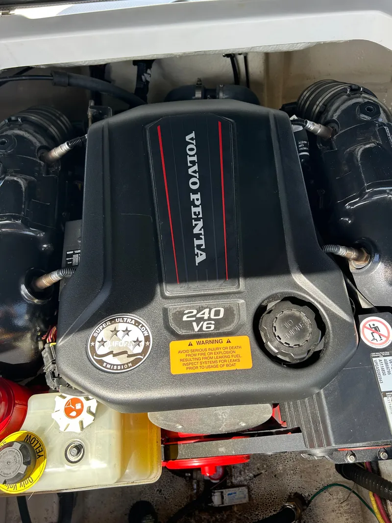 Slide: The Image of Chaparral 21 Surf 2021 - 20