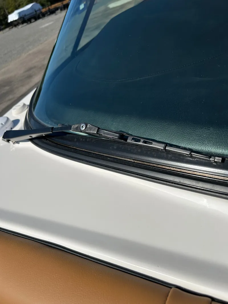 Slide: The Image of Chaparral 30 Surf 2026 - 15