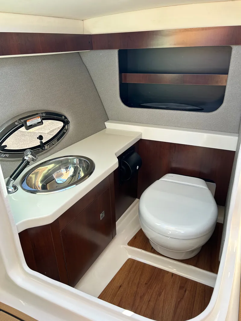 Slide: The Image of Chaparral 30 Surf 2026 - 30