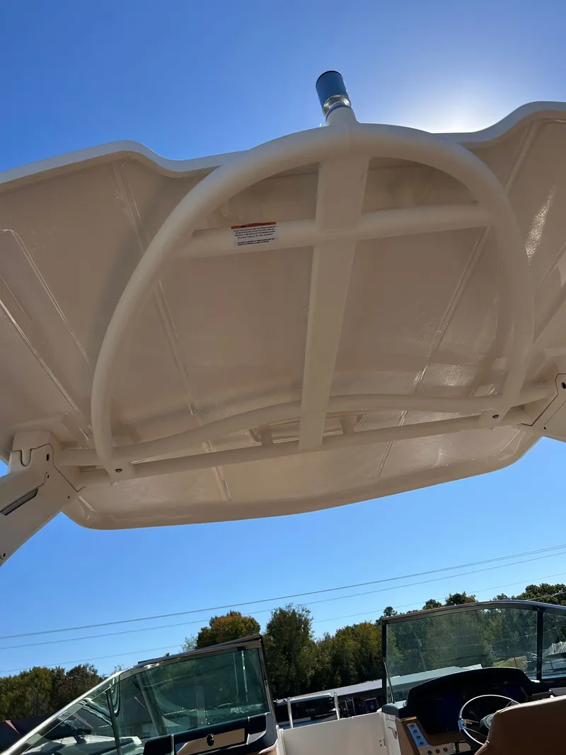 Slide: The Image of Chaparral 30 Surf 2026 - 40