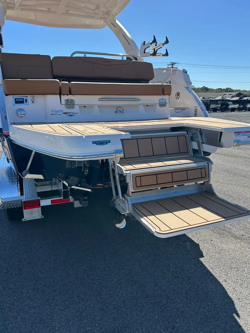 Slide: The Image of Chaparral 30 Surf 2026 - 5