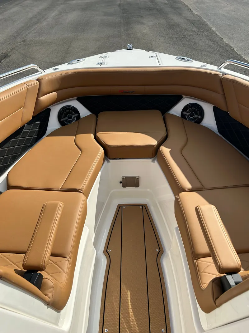 Slide: The Image of Chaparral GTS 6 2026 - 24