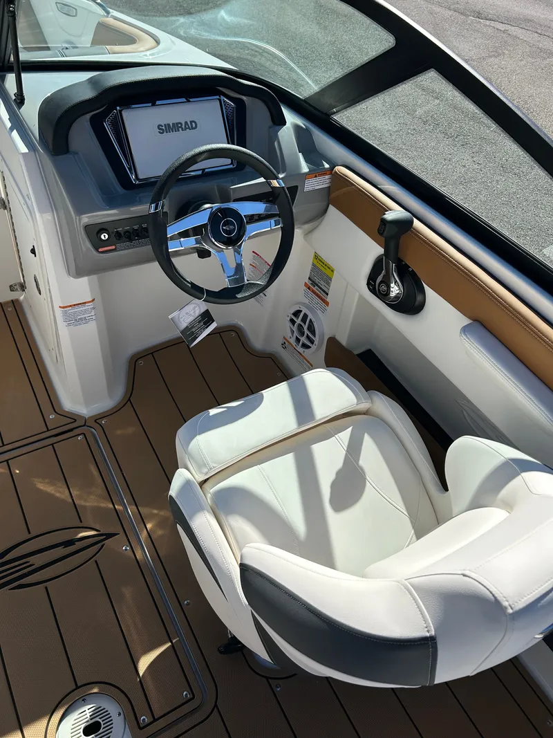 Slide: The Image of Chaparral SSI21 SPORT 2026 - 10