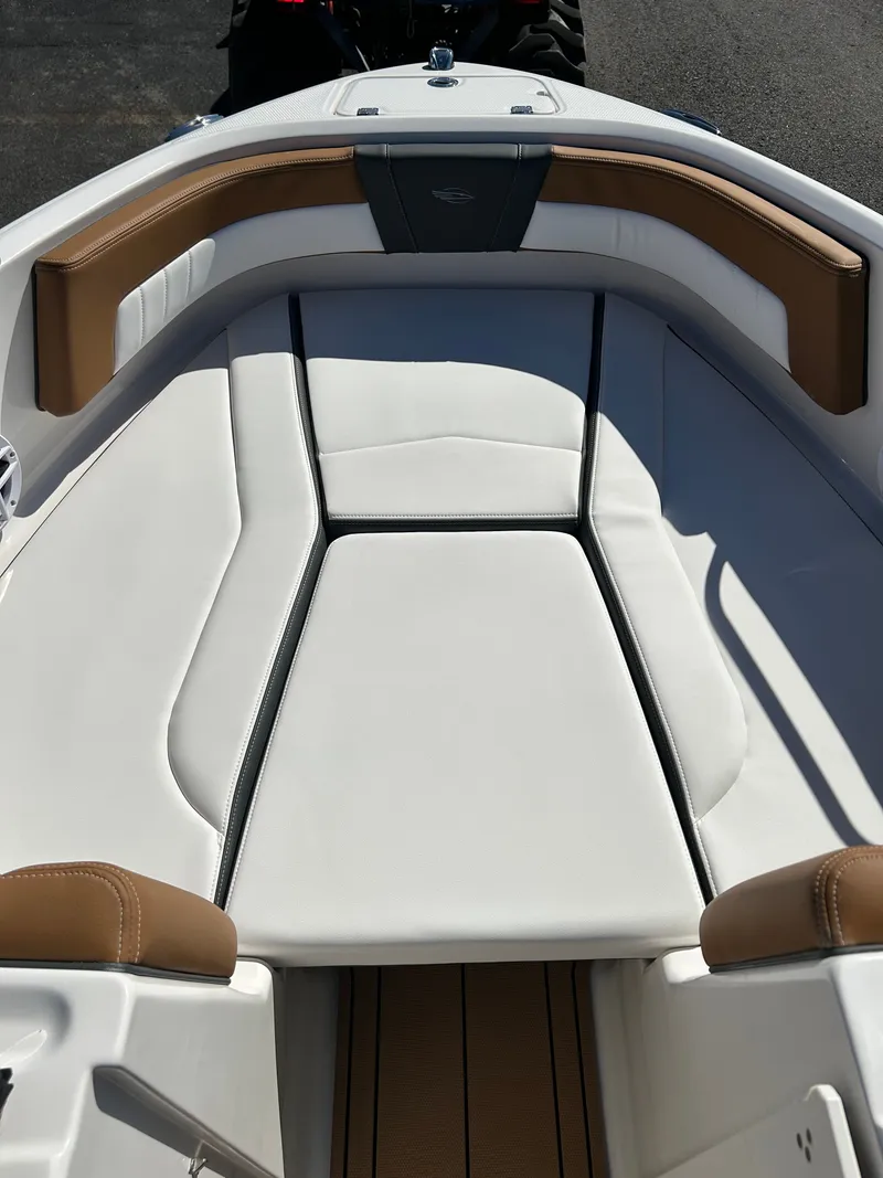 Slide: The Image of Chaparral SSI21 SPORT 2026 - 16