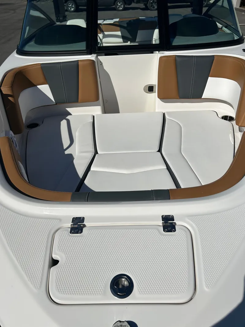 Slide: The Image of Chaparral SSI21 SPORT 2026 - 18