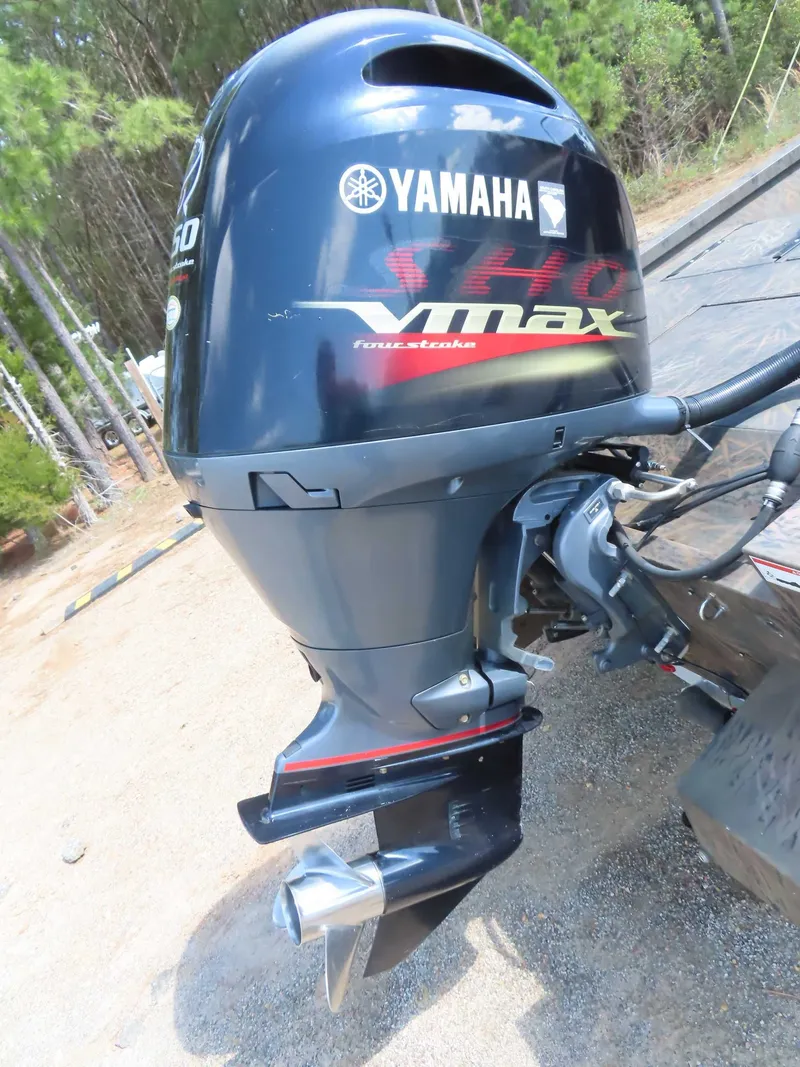 Slide: The Image of G3 20 Bay DLX Yamaha 150 SHO Aluminum Trailer 2021 - 26