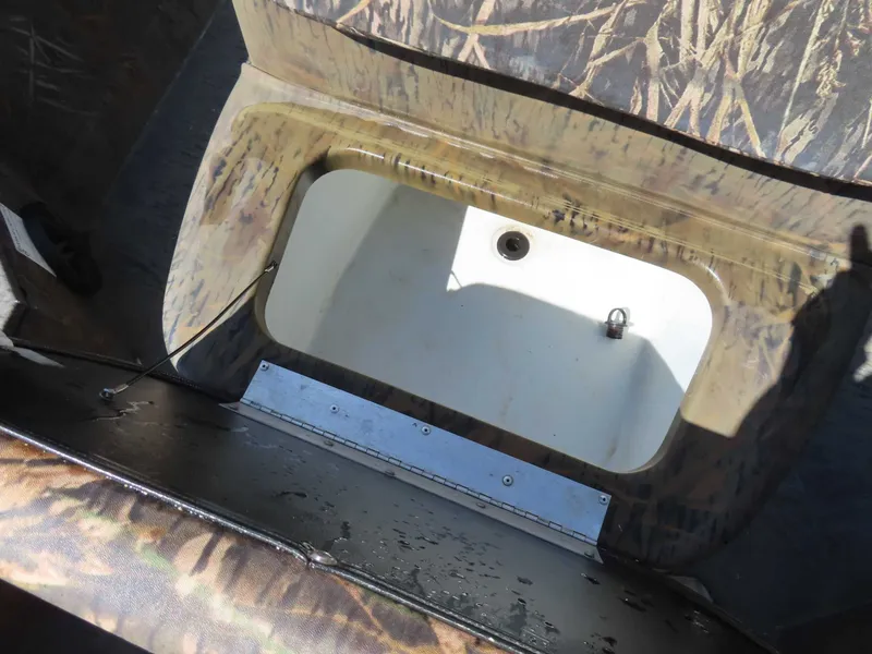 Slide: The Image of G3 20 Bay DLX Yamaha 150 SHO Aluminum Trailer 2021 - 6