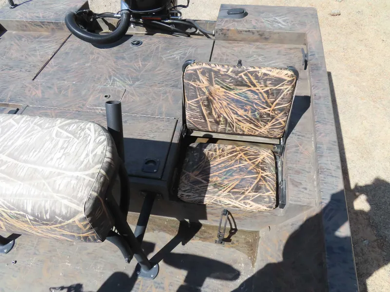 Slide: The Image of G3 20 Bay DLX Yamaha 150 SHO Aluminum Trailer 2021 - 8