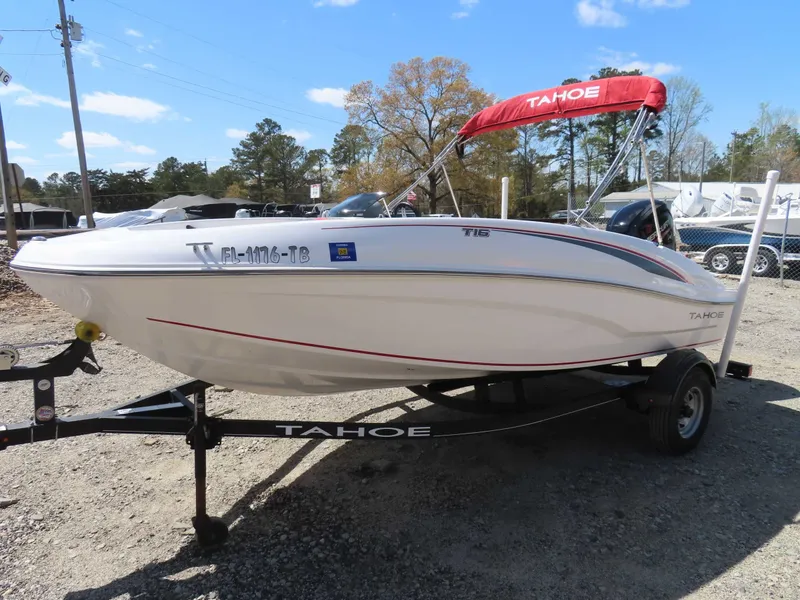 Slide: The Image of Tahoe T16 Mercury 75 only 27 hours w/ Trailer 2022 - 10