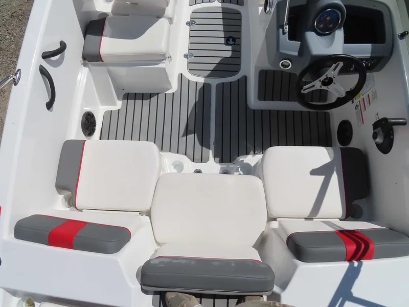 Slide: The Image of Tahoe T16 Mercury 75 only 27 hours w/ Trailer 2022 - 13