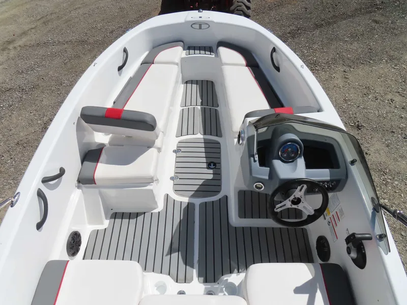 Slide: The Image of Tahoe T16 Mercury 75 only 27 hours w/ Trailer 2022 - 14