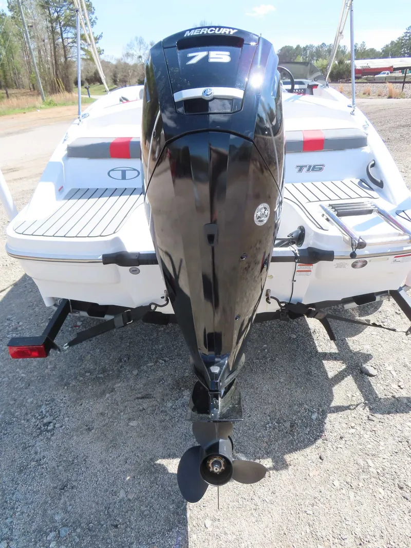 Slide: The Image of Tahoe T16 Mercury 75 only 27 hours w/ Trailer 2022 - 6