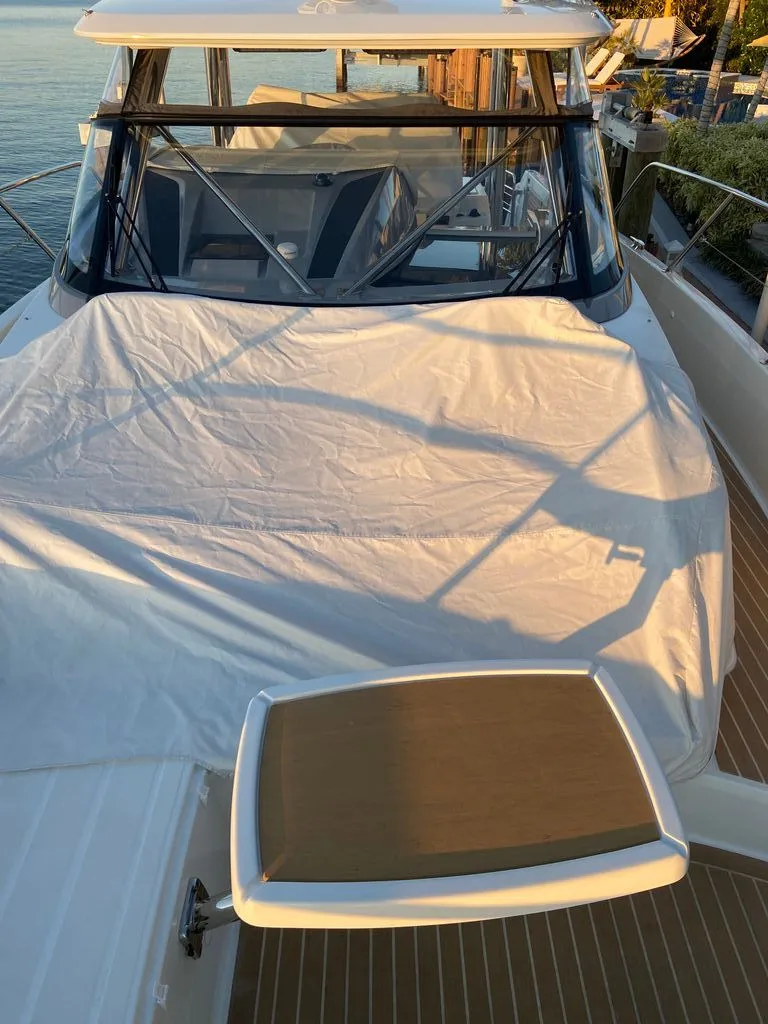 Slide: The Image of Jeanneau 12.5 WA 2024 - 19