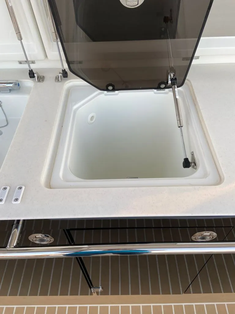 Slide: The Image of Jeanneau 12.5 WA 2024 - 22