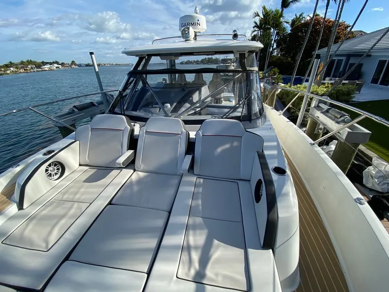 Slide: The Image of Jeanneau Leader 12.5 WA 2024 - 10