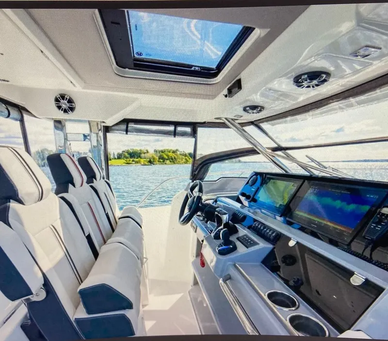 Slide: The Image of Jeanneau Leader 12.5 WA 2024 - 12