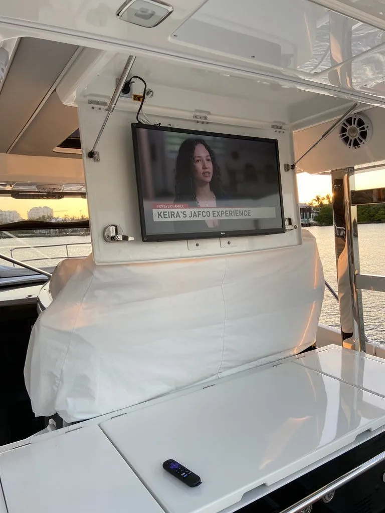 Slide: The Image of Jeanneau Leader 12.5 WA 2024 - 20